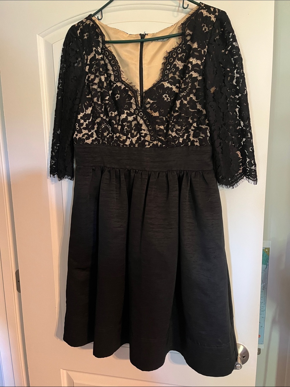 Like New Eliza J Black Lace Overlay Dress with Ivory Lining S 12 Ladies